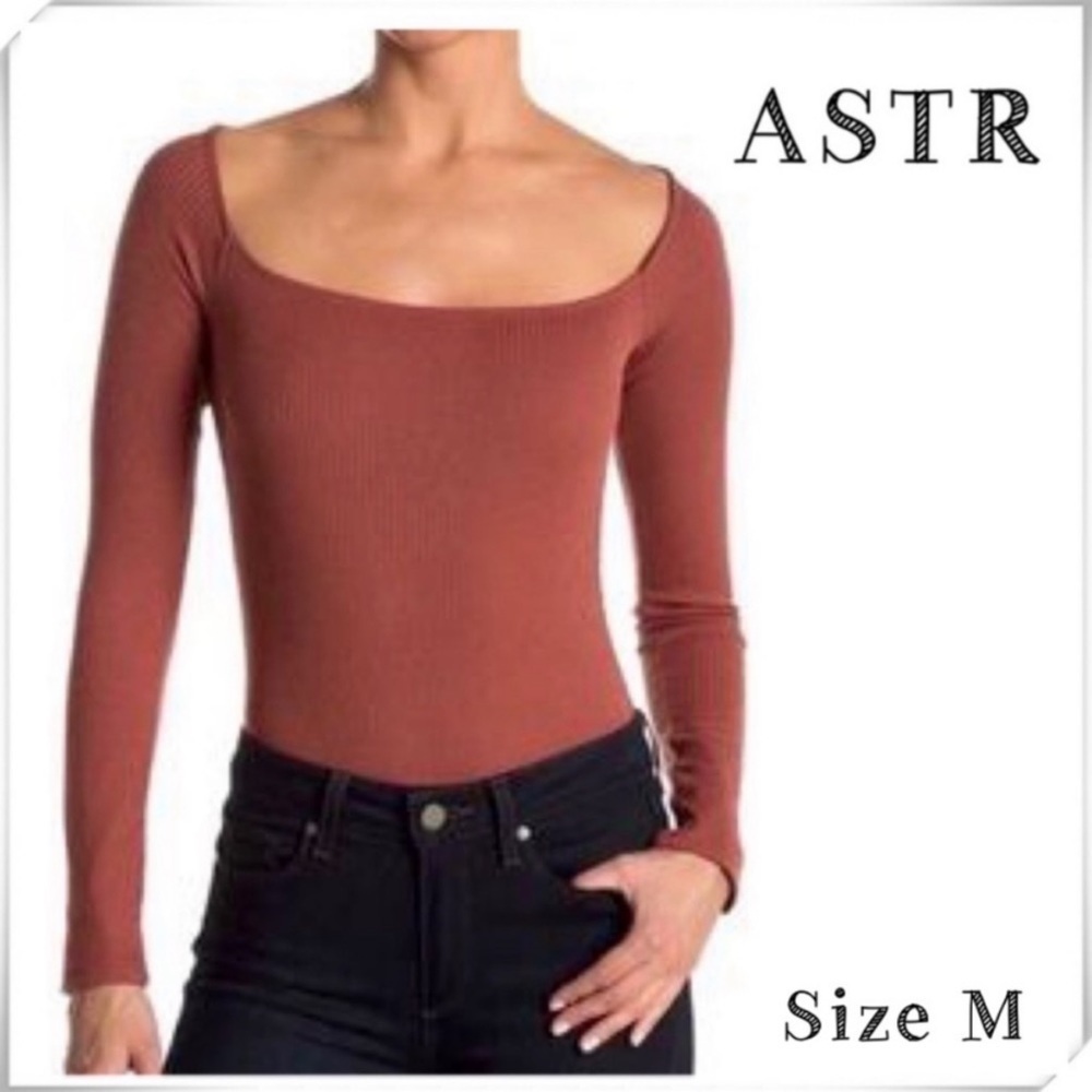 ASTR the label Reagan Square Neck Ribbed Long sleeve Bodysuit in Brick Orange